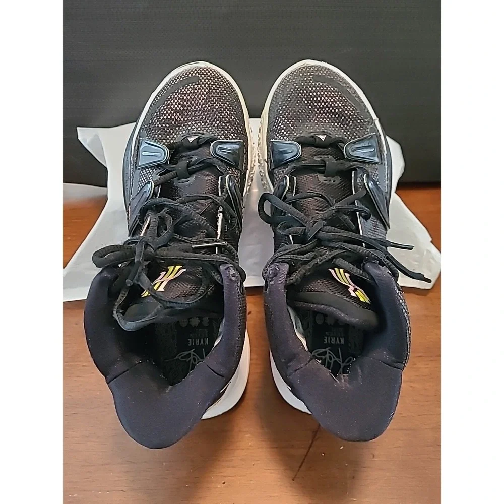 Men's Nike Kyrie Irving 7 